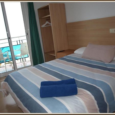 Hostal Mozaik Lloret Λορέτ Ντε Μαρ Εξωτερικό φωτογραφία