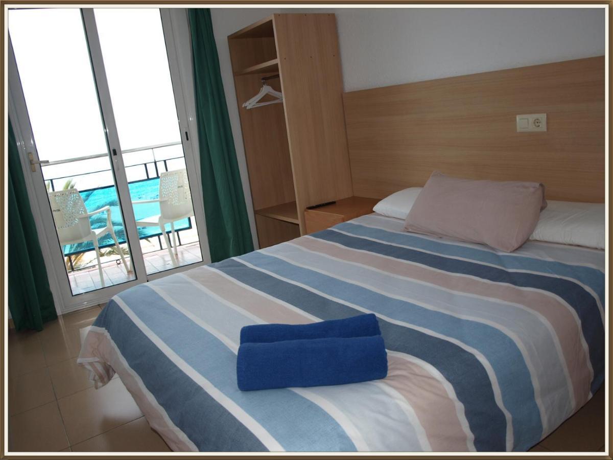 Hostal Mozaik Lloret Λορέτ Ντε Μαρ Εξωτερικό φωτογραφία