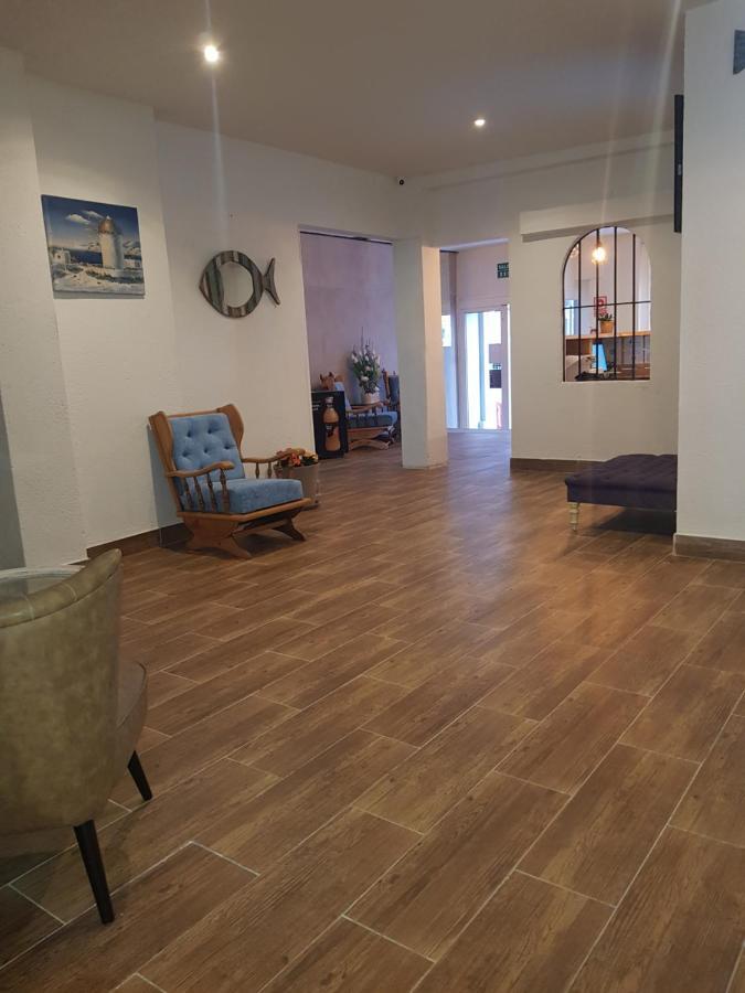 Hostal Mozaik Lloret Λορέτ Ντε Μαρ Εξωτερικό φωτογραφία