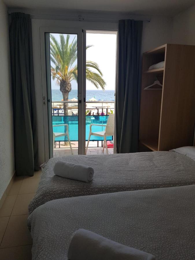 Hostal Mozaik Lloret Λορέτ Ντε Μαρ Εξωτερικό φωτογραφία